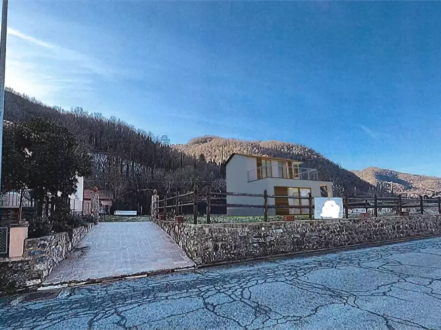 Immagine 5 di Villa in vendita  in Via P. Manfredi a Vessalico