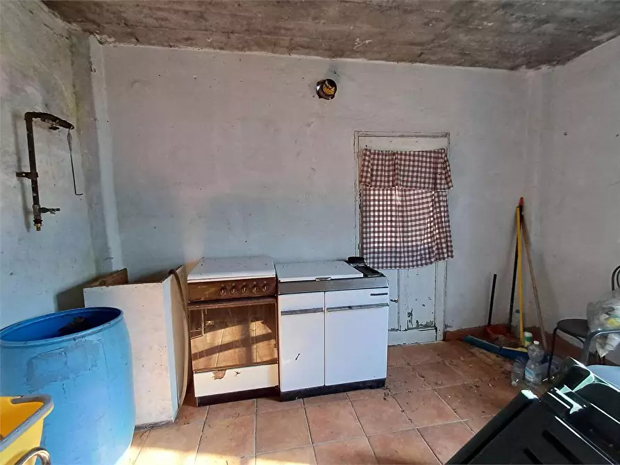 Immagine 32 di Rustico / casale in vendita  in Via Castello s.n.c. a Ormea