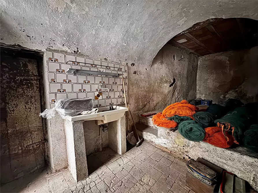 Immagine 40 di Appartamento in vendita  in Via De Filippi 39 a Pieve Di Teco