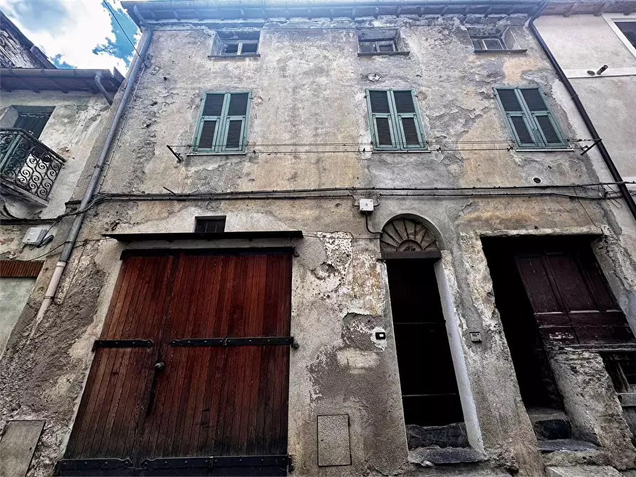 Immagine 42 di Appartamento in vendita  in Via De Filippi 39 a Pieve Di Teco