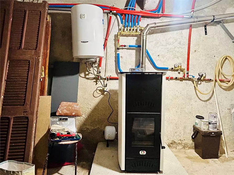 Immagine 34 di Casa indipendente in vendita  in Via San Giovanni 9 a Ormea