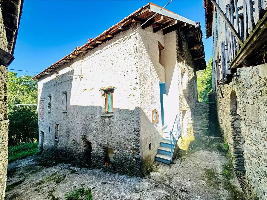 Immagine 2 di Appartamento in vendita  in Frazione Chionea a Ormea