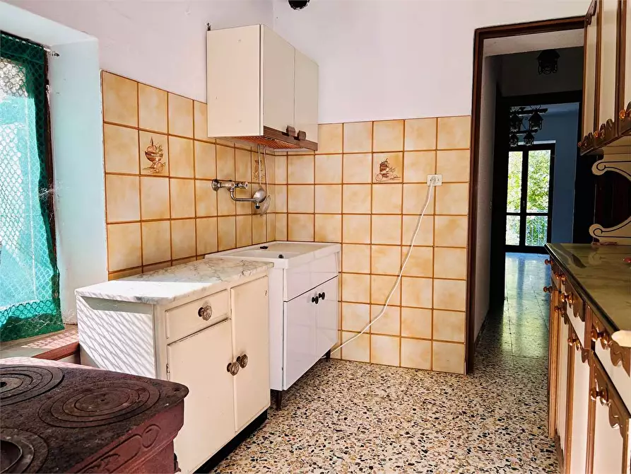 Immagine 6 di Casa indipendente in vendita  in Frazione Chionea a Ormea