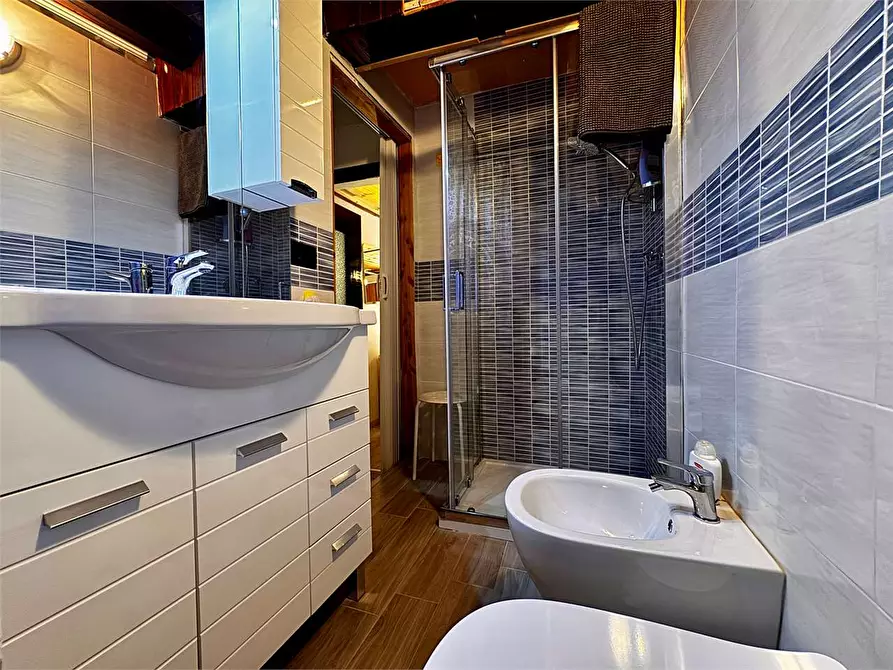 Immagine 21 di Appartamento in vendita  in Via De Filippi 31 a Pieve Di Teco