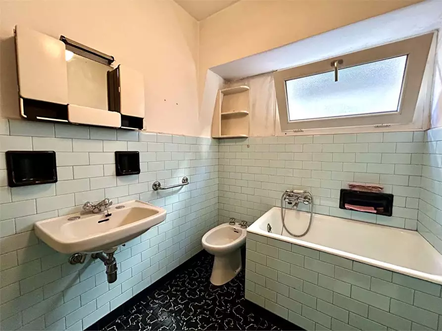 Immagine 21 di Appartamento in vendita  in Via Giardini 4 a Ormea