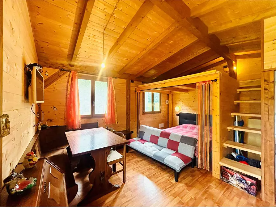 Immagine 5 di Dépendance in vendita  in Campeggio Alpino a Pornassio