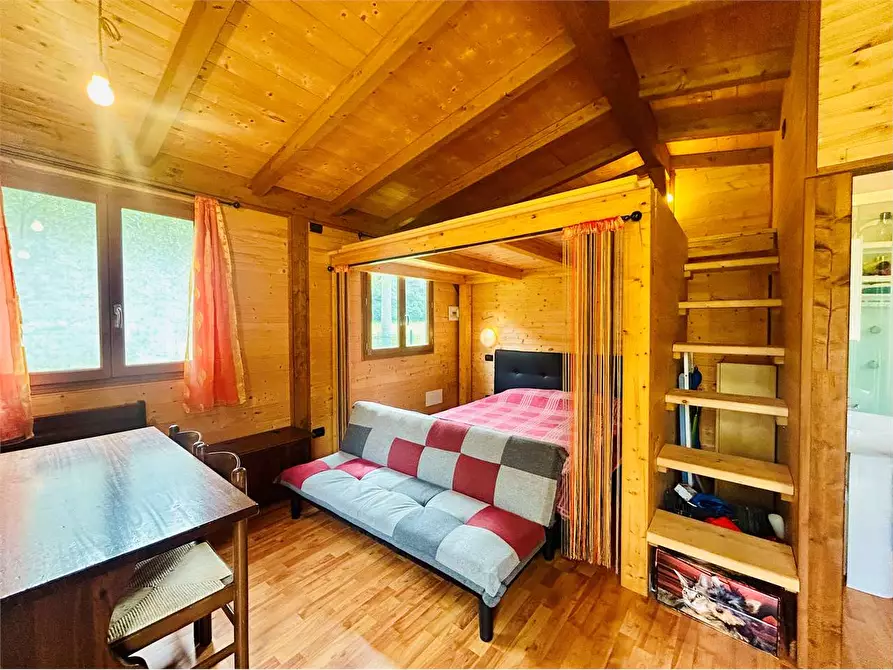 Immagine 4 di Dépendance in vendita  in Campeggio Alpino a Pornassio