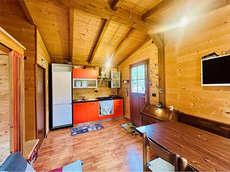 Immagine 13 di Dépendance in vendita  in Campeggio Alpino a Pornassio