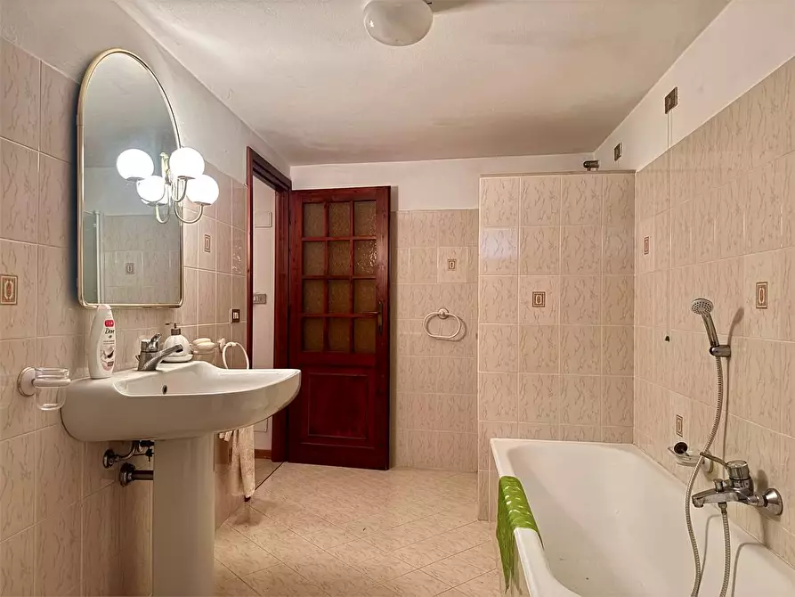 Immagine 45 di Casa indipendente in vendita  in Via Buenos Aires 15 a Rezzo