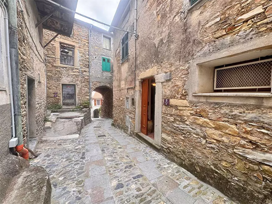 Immagine 51 di Casa indipendente in vendita  in Via Buenos Aires 15 a Rezzo