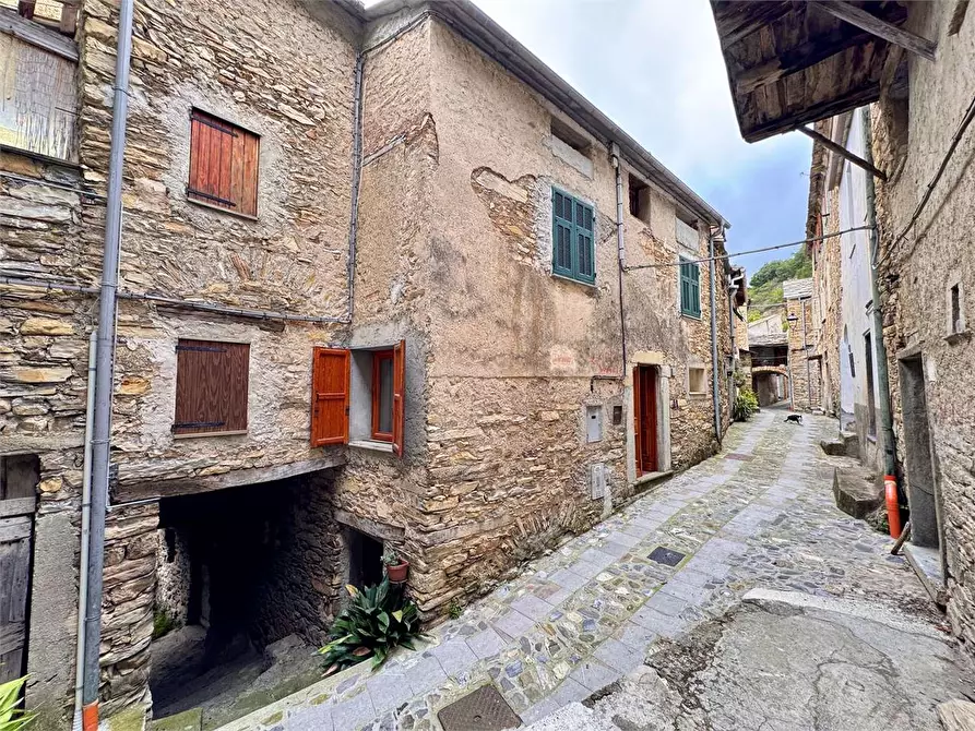 Immagine 52 di Casa indipendente in vendita  in Via Buenos Aires 15 a Rezzo