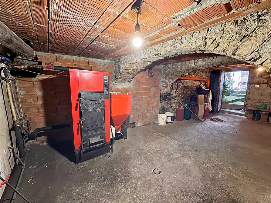 Immagine 49 di Casa indipendente in vendita  in Via Buenos Aires 15 a Rezzo