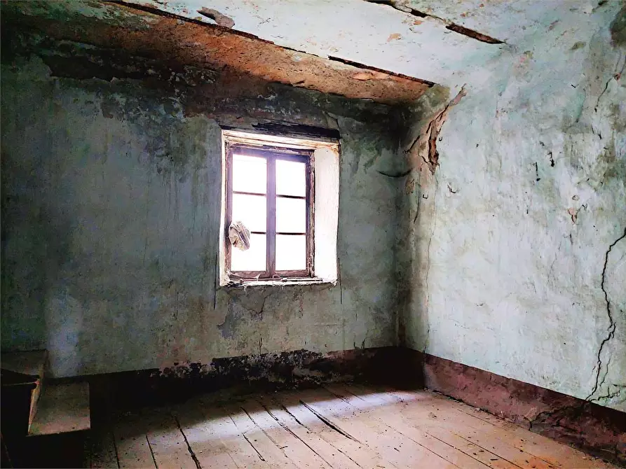 Immagine 7 di Rustico / casale in vendita  in Via Pelazza 18 a Ormea