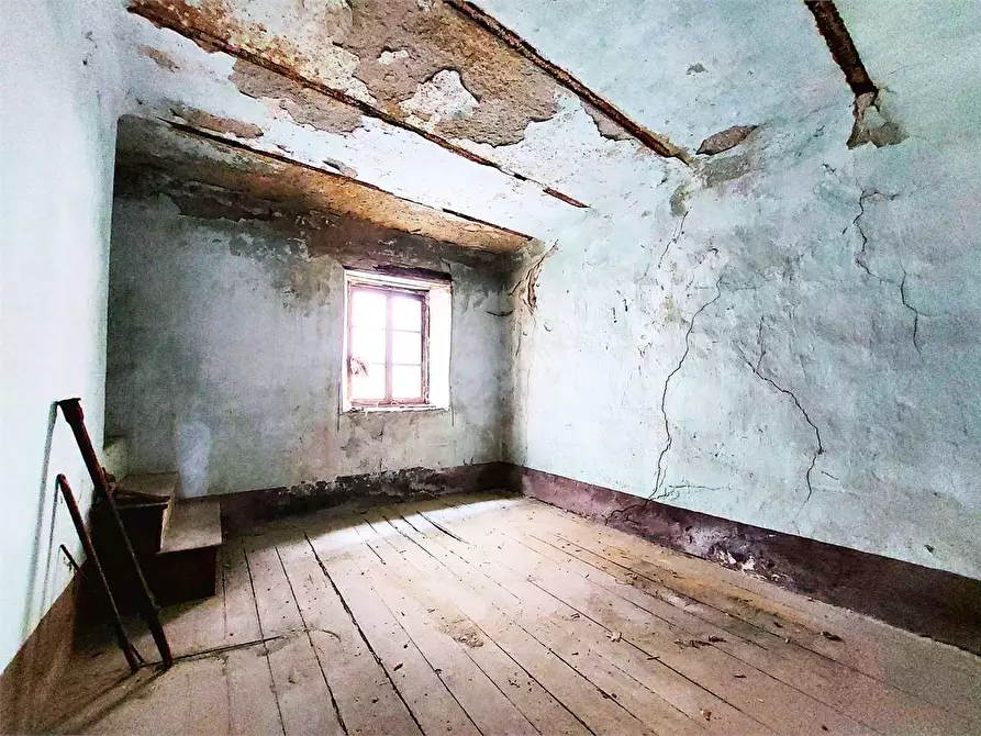 Immagine 6 di Rustico / casale in vendita  in Via Pelazza 18 a Ormea