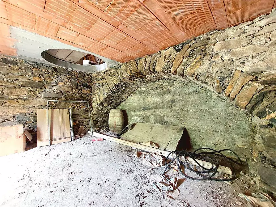 Immagine 31 di Appartamento in vendita  in Via Garibaldi a Cosio D'arroscia