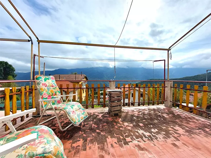 Immagine 13 di Porzione di villa in vendita  in Via Rosso 31 a Pornassio