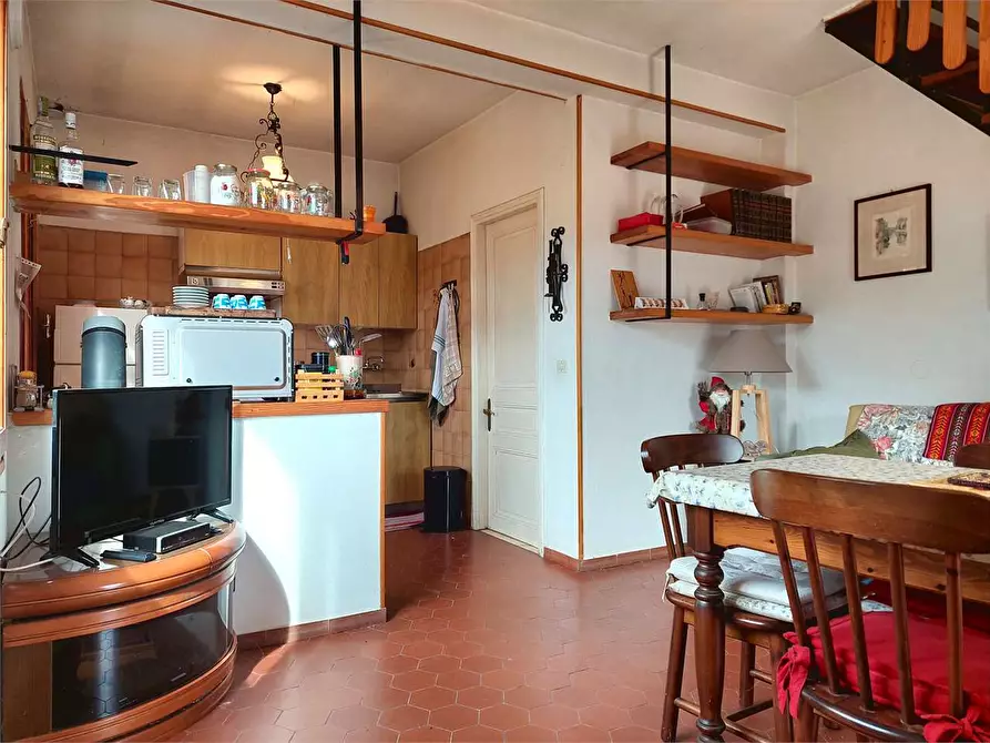 Immagine 16 di Porzione di villa in vendita  in Via Rosso 31 a Pornassio