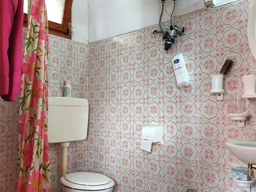 Immagine 24 di Porzione di villa in vendita  in Via Rosso 31 a Pornassio