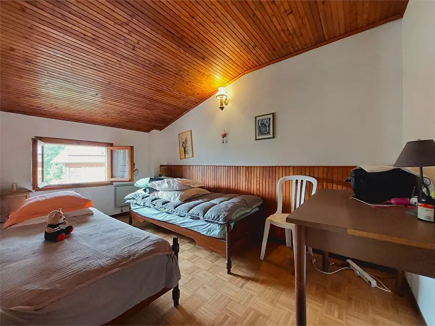 Immagine 33 di Porzione di villa in vendita  in Via Rosso 31 a Pornassio