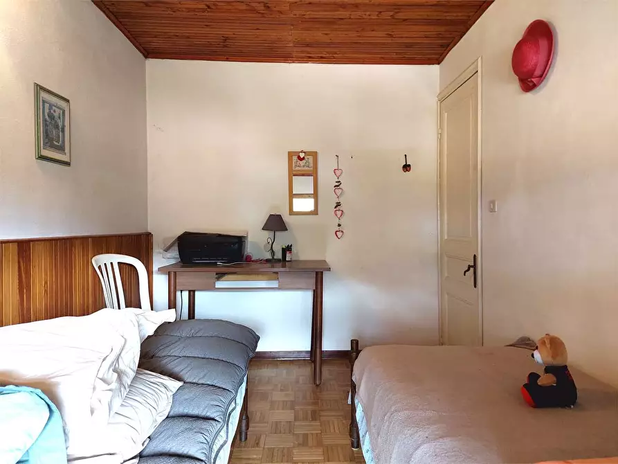 Immagine 35 di Porzione di villa in vendita  in Via Rosso 31 a Pornassio