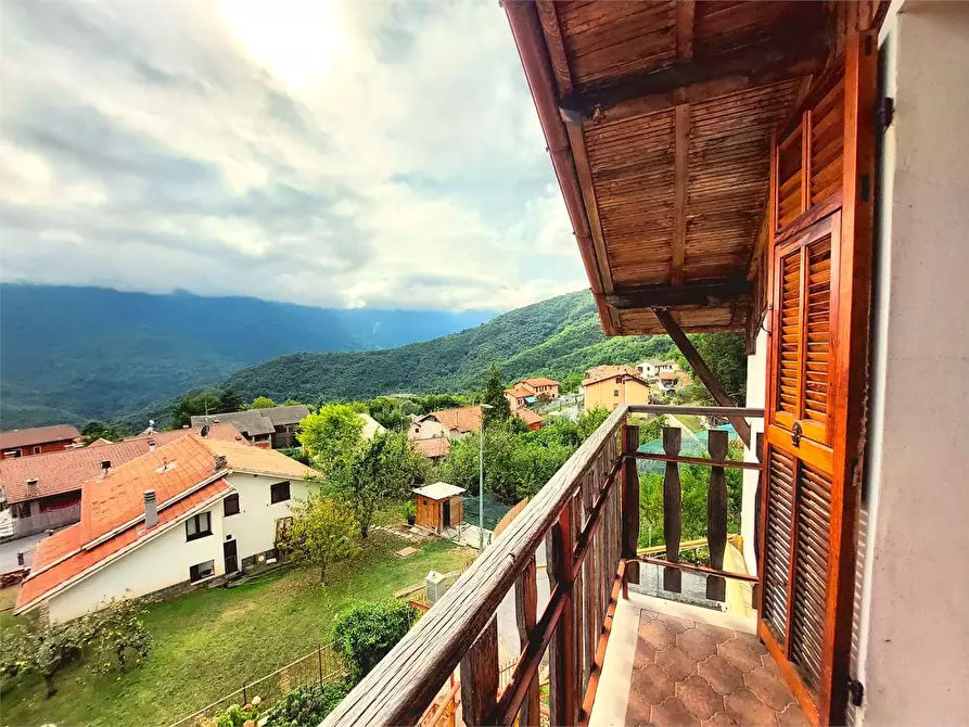 Immagine 27 di Porzione di villa in vendita  in Via Rosso 31 a Pornassio