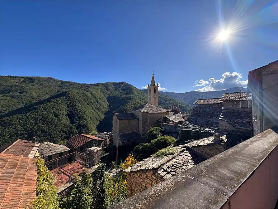 Immagine 10 di Casa indipendente in vendita  in Via Buenos Aires 15 a Rezzo