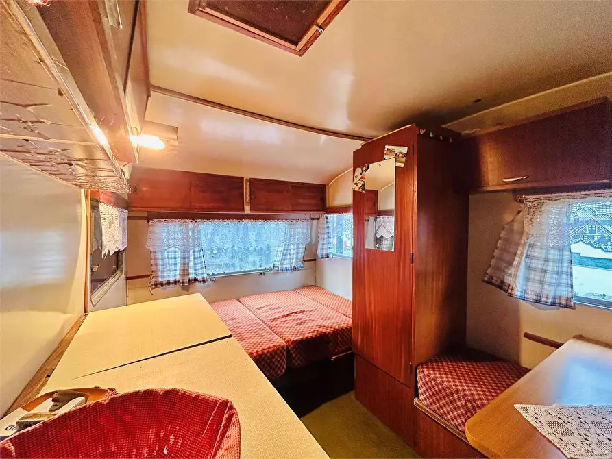 Immagine 20 di Dépendance in vendita  in Campeggio Alpino  a Pornassio