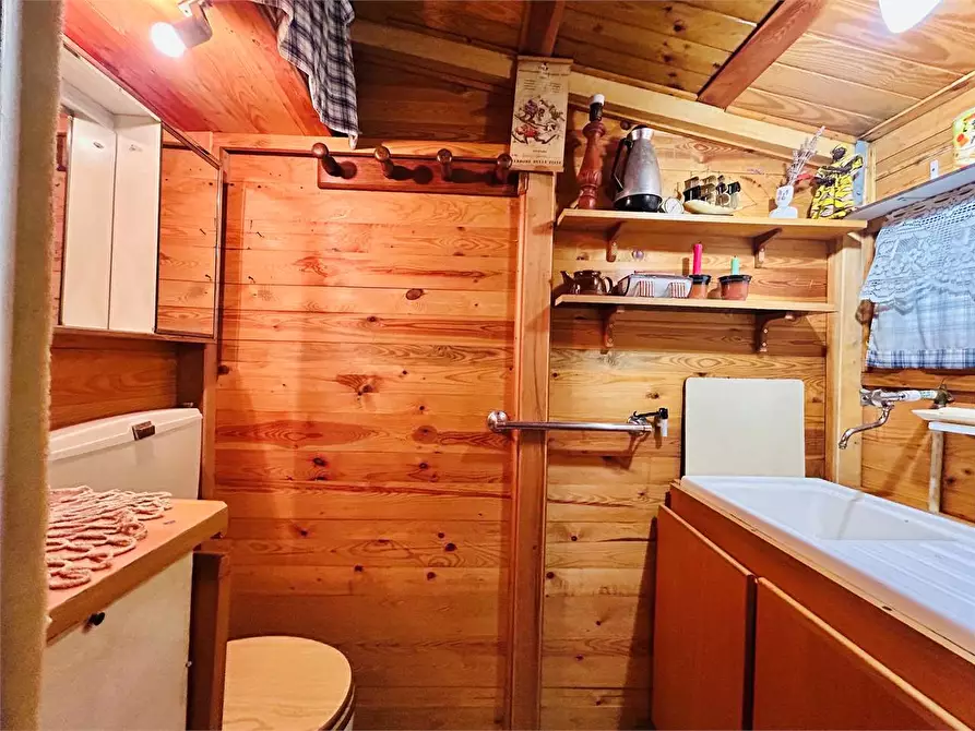 Immagine 16 di Dépendance in vendita  in Campeggio Alpino  a Pornassio