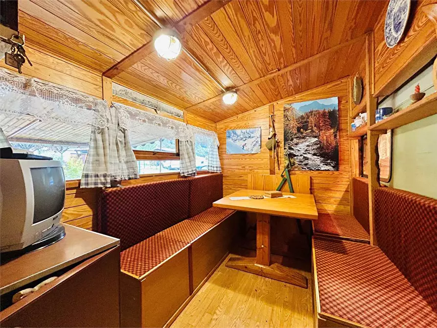 Immagine 12 di Dépendance in vendita  in Campeggio Alpino  a Pornassio