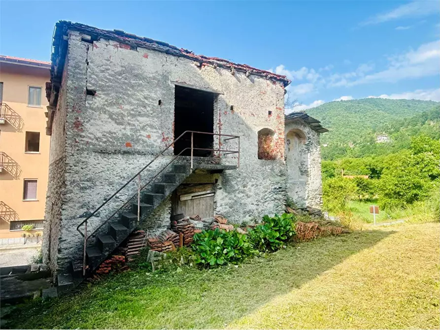 Immagine 41 di Appartamento in vendita  in Viale Piaggio a Ormea