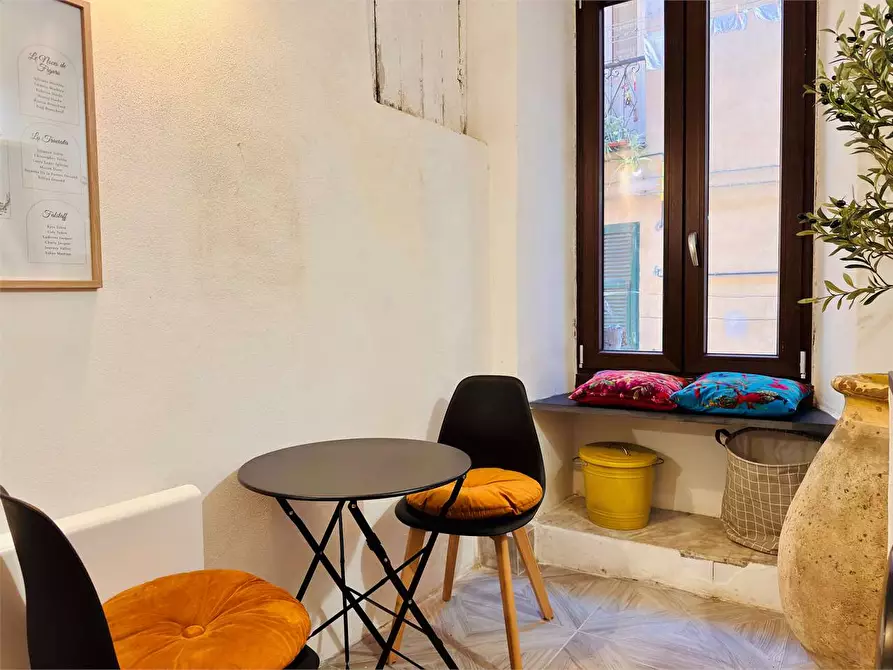 Immagine 17 di Appartamento in vendita  in Edmondo De Amicis 1 a Pieve Di Teco