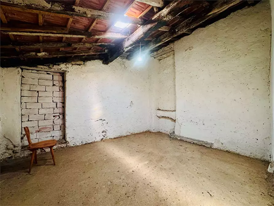 Immagine 41 di Appartamento in vendita  in Via Mazzini a Pieve Di Teco