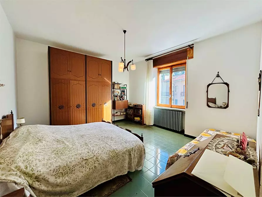 Immagine 31 di Appartamento in vendita  in Viale Piaggio a Ormea