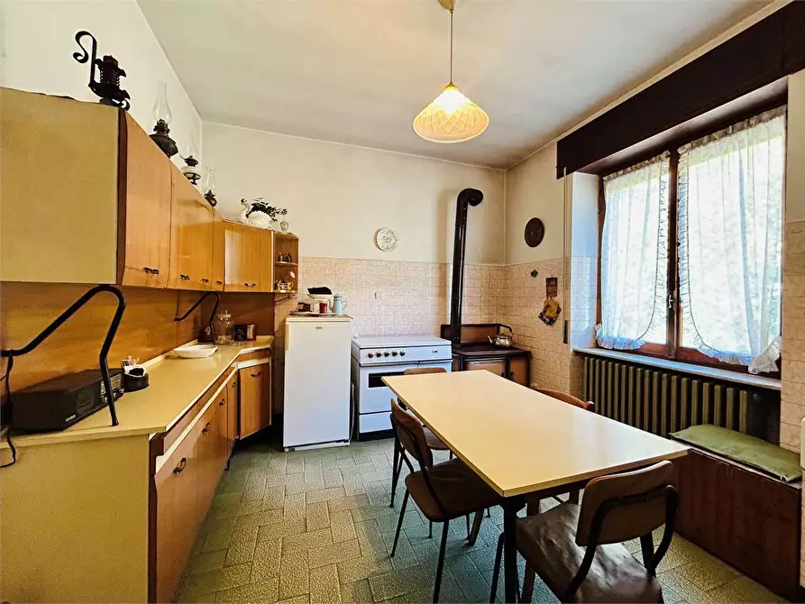 Immagine 16 di Appartamento in vendita  in Viale Piaggio a Ormea