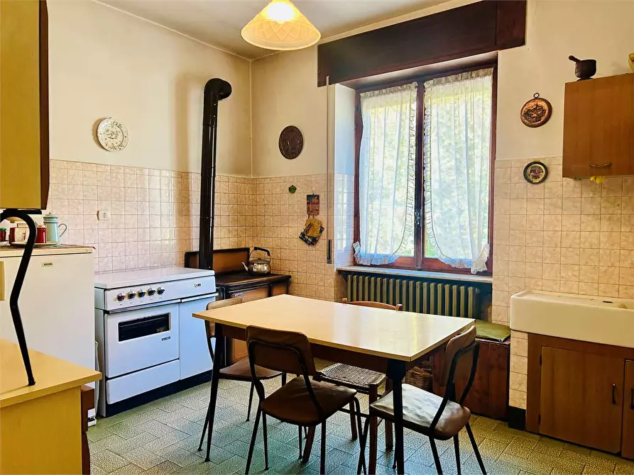 Immagine 19 di Appartamento in vendita  in Viale Piaggio a Ormea