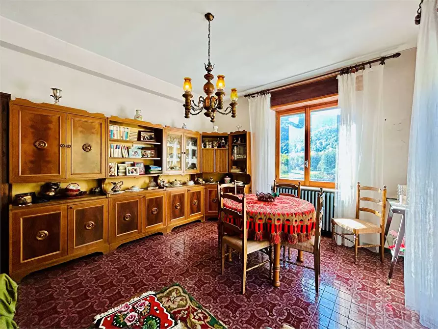 Immagine 1 di Appartamento in vendita  in Viale Piaggio a Ormea