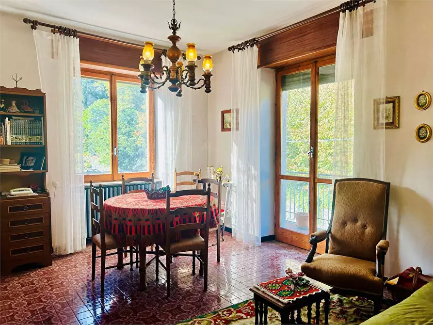 Immagine 2 di Appartamento in vendita  in Viale Piaggio a Ormea