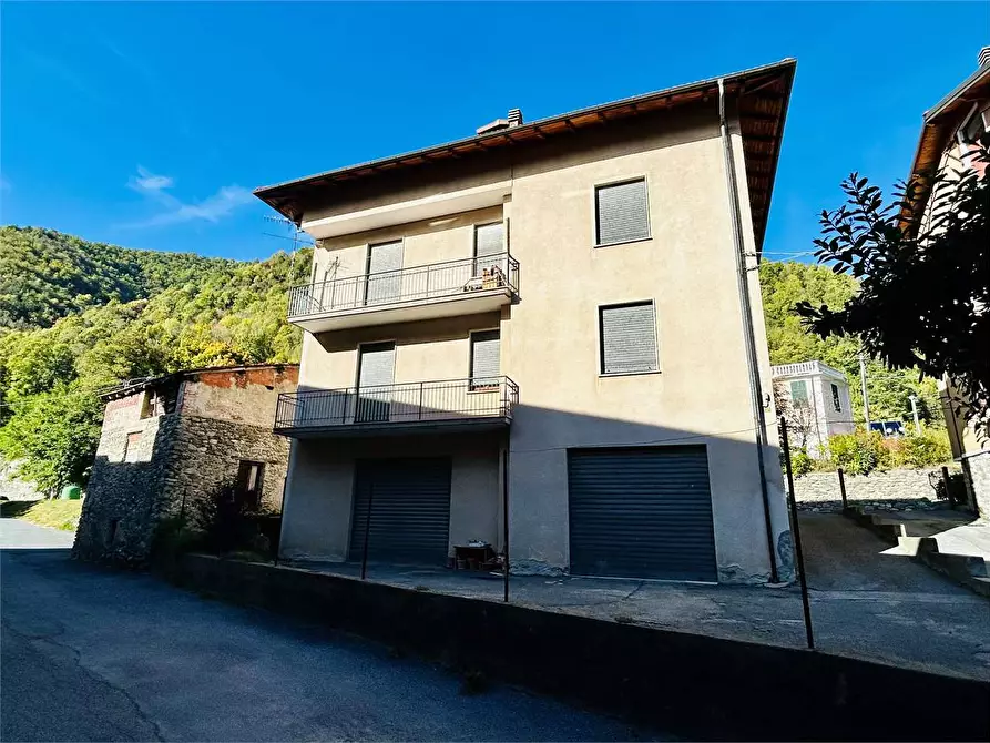 Immagine 49 di Appartamento in vendita  in Viale Piaggio a Ormea