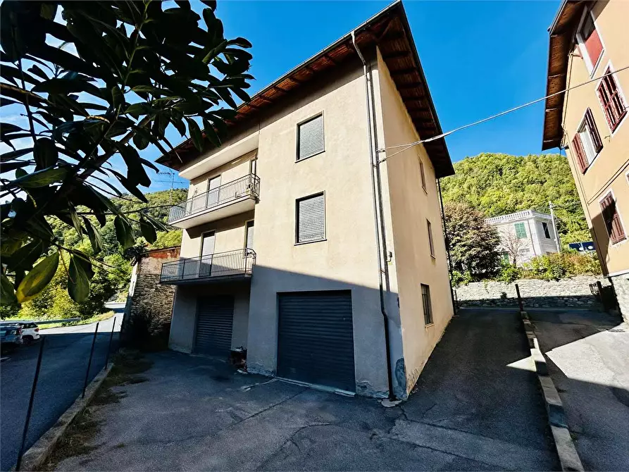 Immagine 4 di Appartamento in vendita  in Viale Piaggio a Ormea