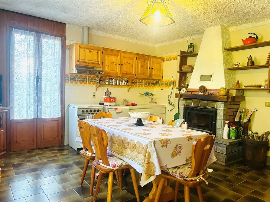 Immagine 11 di Casa indipendente in vendita  in Frazione Aimoni  a Ormea