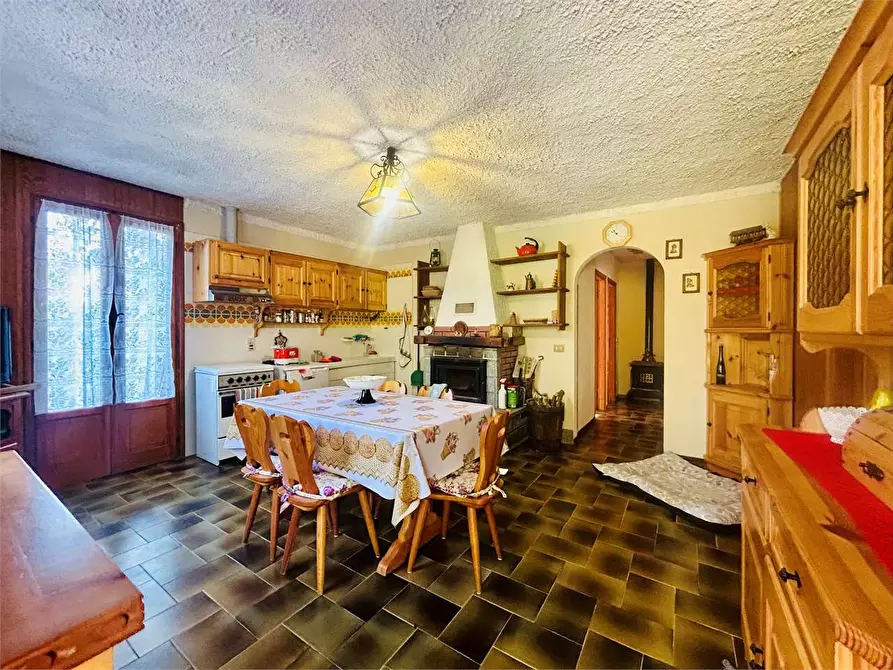 Immagine 11 di Casa indipendente in vendita  in Frazione Aimoni  a Ormea