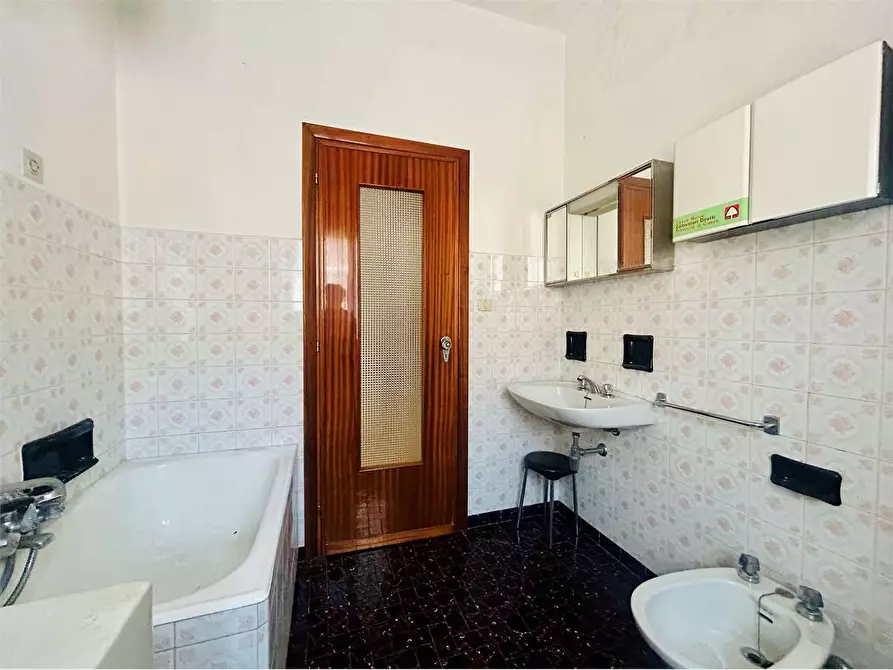 Immagine 54 di Casa indipendente in vendita  in Viale Piaggio  a Ormea