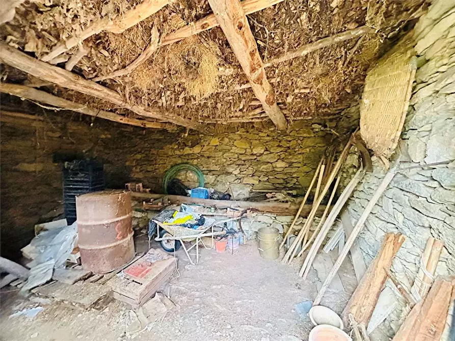 Immagine 10 di Rustico / casale in vendita  in Frazione Albra a Ormea
