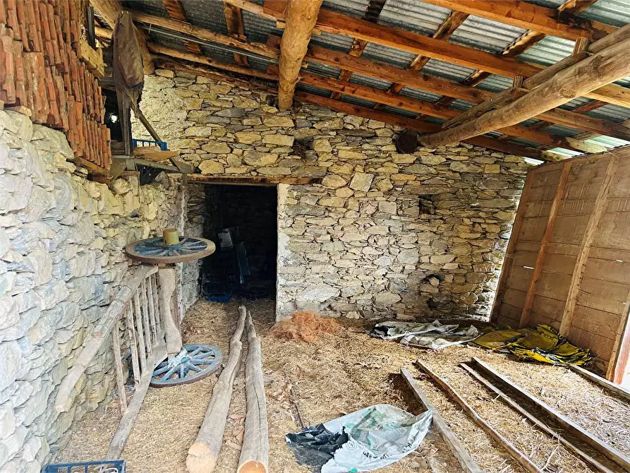 Immagine 15 di Rustico / casale in vendita  in Frazione Albra a Ormea