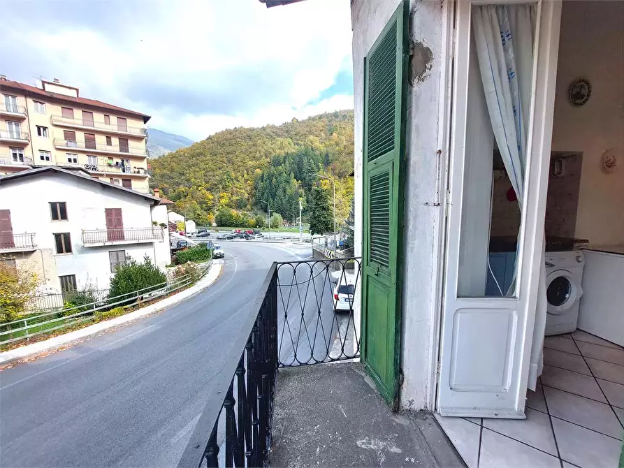 Immagine 4 di Appartamento in vendita  in Viale Cagna  66 a Ormea