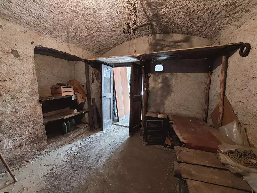 Immagine 57 di Appartamento in vendita  in Viale Cagna  66 a Ormea