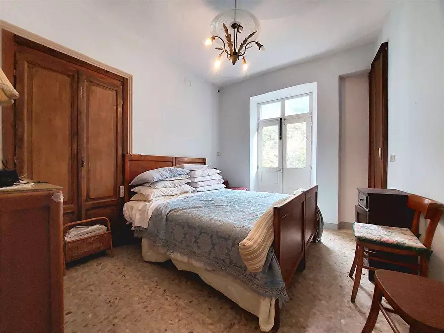 Immagine 44 di Appartamento in vendita  in Viale Cagna  66 a Ormea