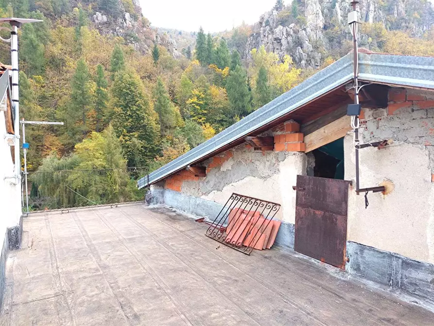 Immagine 33 di Appartamento in vendita  in Viale Cagna  66 a Ormea