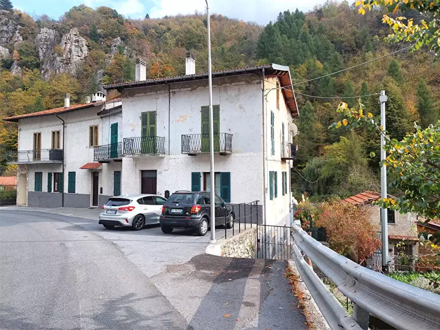Immagine 68 di Appartamento in vendita  in Viale Cagna  66 a Ormea