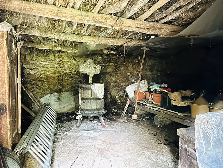 Immagine 41 di Rustico / casale in vendita  in Frazione Albra  a Ormea